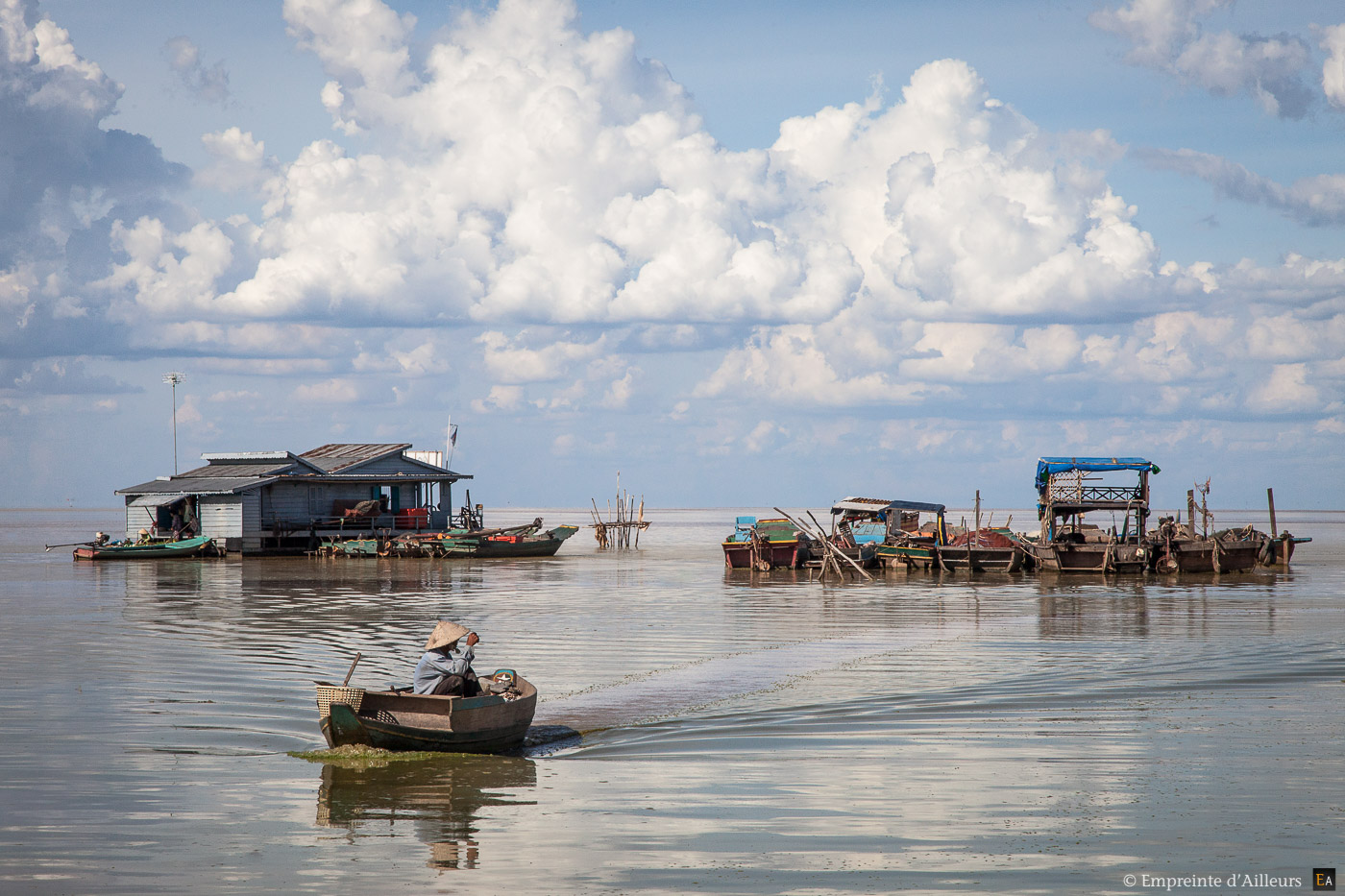 Village flottant sur le Tonlé Sap