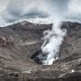 Cratère en activité du volcan du Mont Bromo