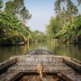 Barque sur un canal du delta du Mékong