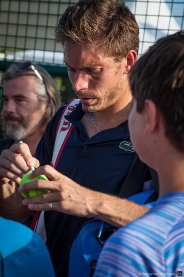 Séance d'autographe Nicolas Mahut