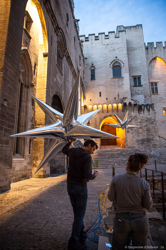 Equipe Aéro Sculpture dans le Palais