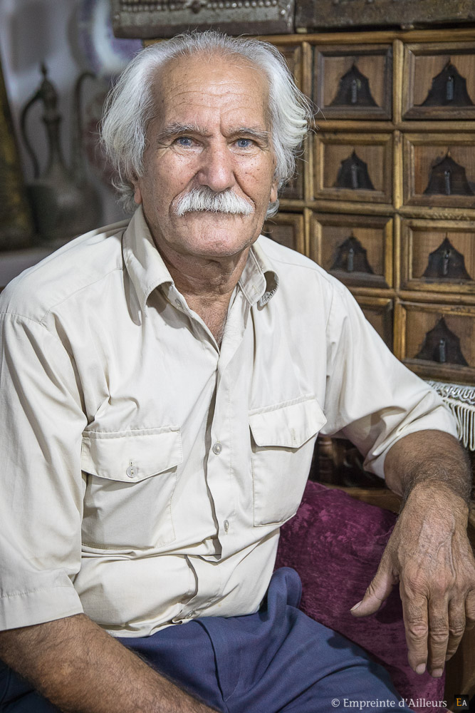 Mosem antiquaire au Bazar de Kashan